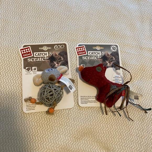 New Set of cat toys - Picture 3 of 3